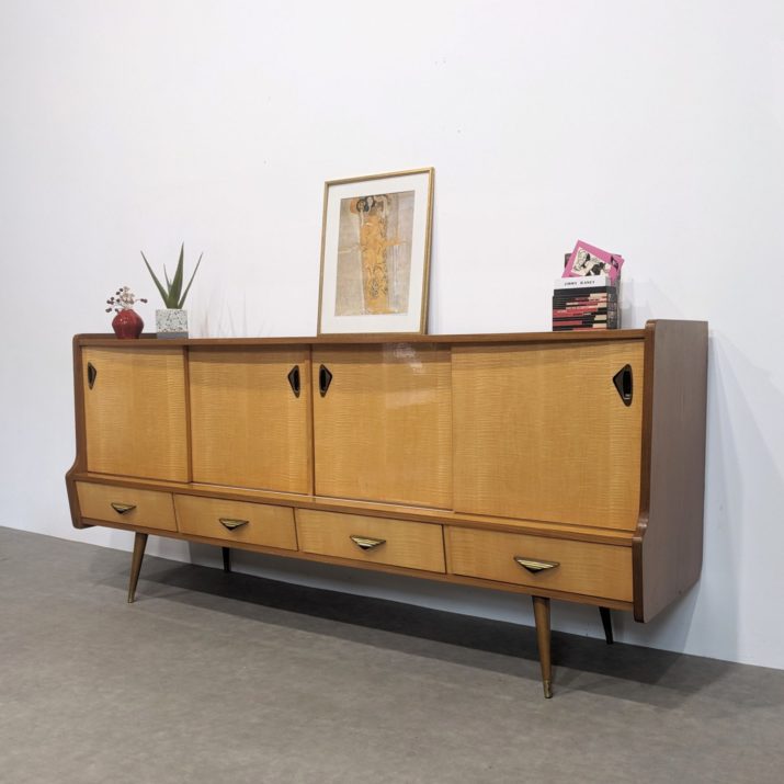 Enfilade, buffet Rockabilly