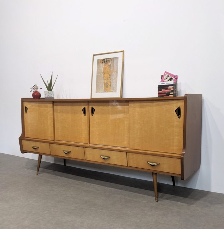 Enfilade, buffet Rockabilly