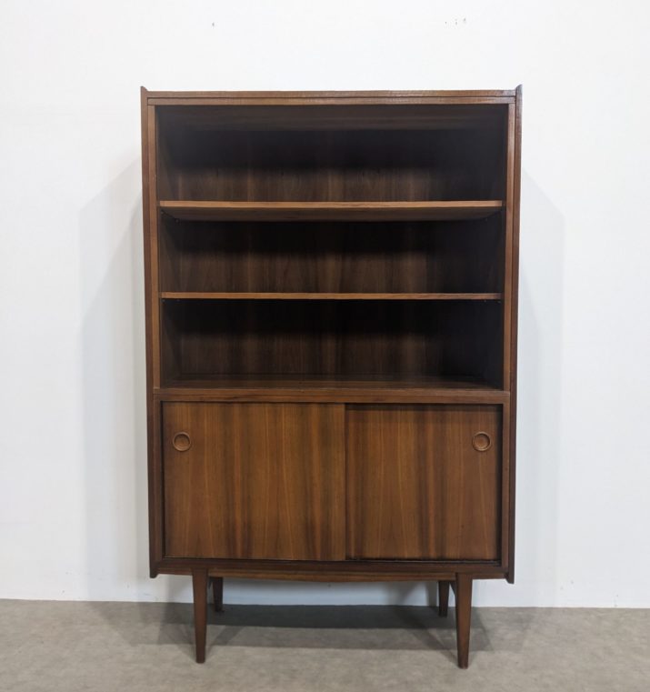 Bibliothèque suédoise vintage