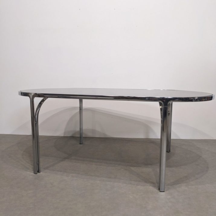Table ovale verre fumé