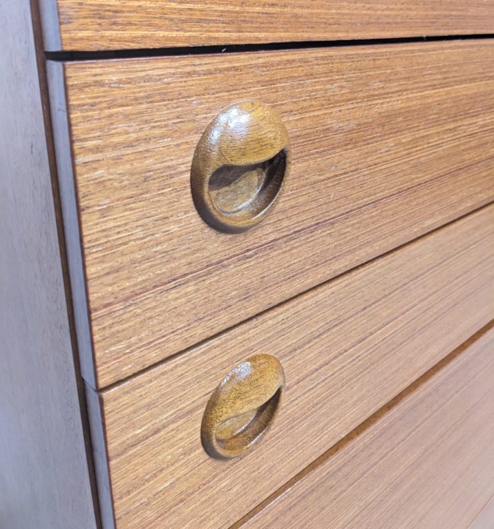 Commode vintage cinq tiroirs – Image 4
