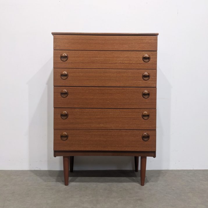 Commode vintage cinq tiroirs