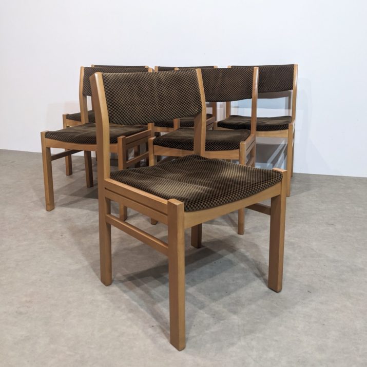 Six chaises harlequin 70'