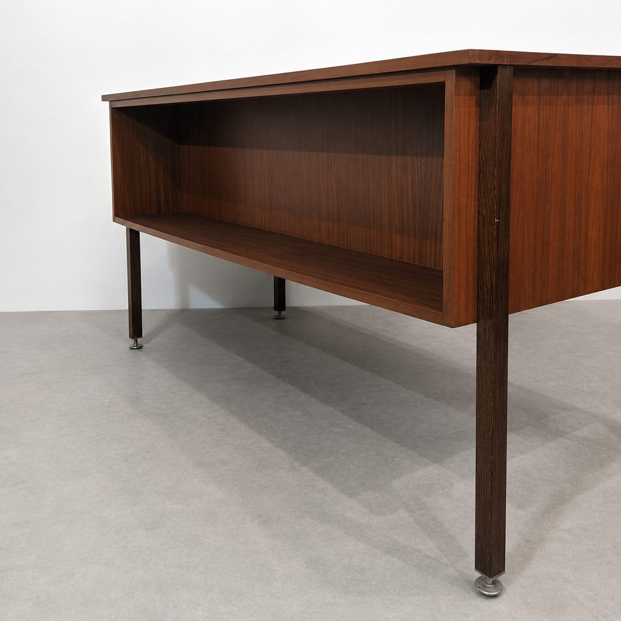 Bureau Combineurop teck et wengé – Image 9