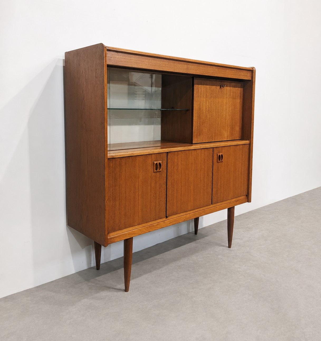 Highboard scandinave vintage en teck – Image 10