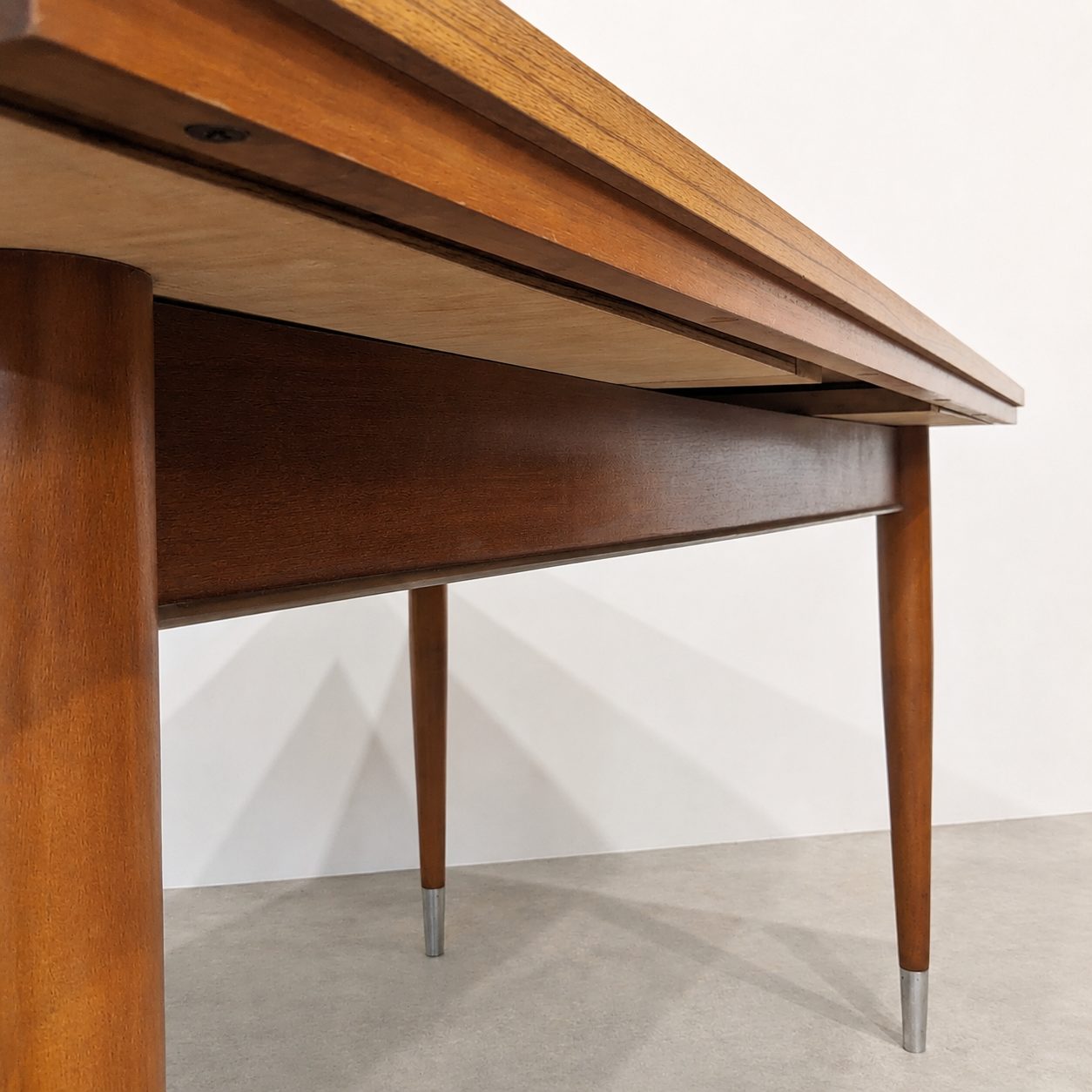 Table à manger retro – Image 6