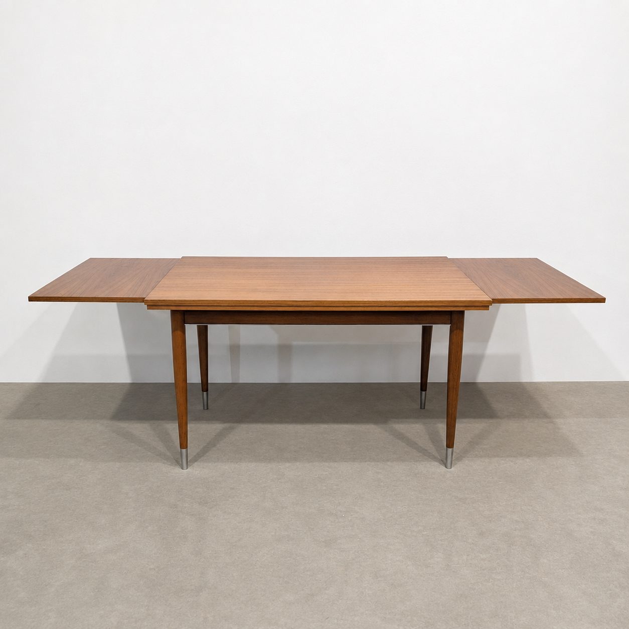 Table à manger retro – Image 8