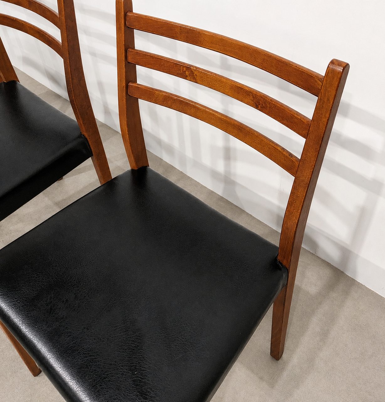 4 chaises vintage scandinaves – Image 5