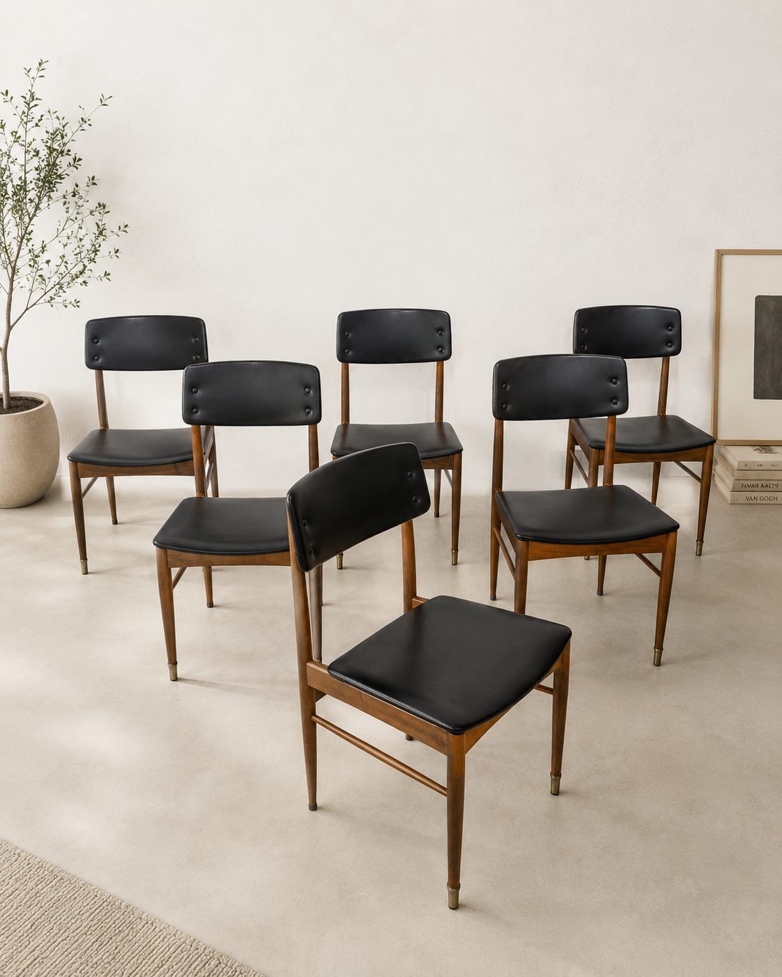 Lot de six chaises vintage scandinaves