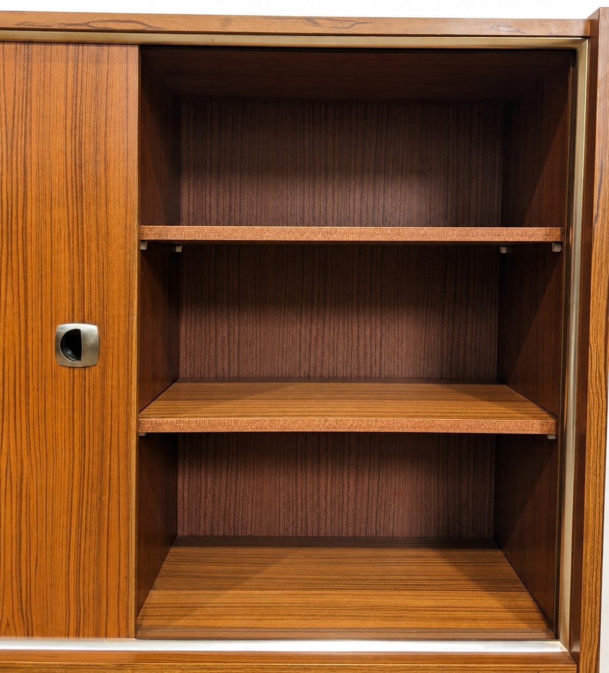 Highboard vaisselier vintage années 60 – Image 7