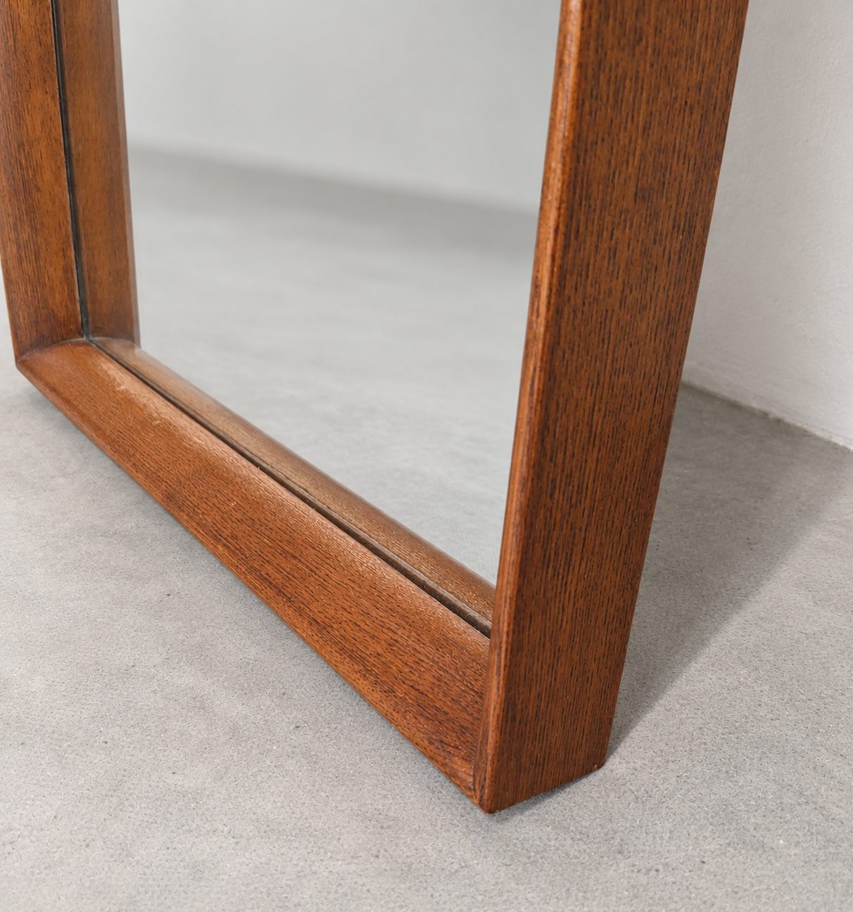 Miroir rectangulaire avec cadre en bois brun – Image 6