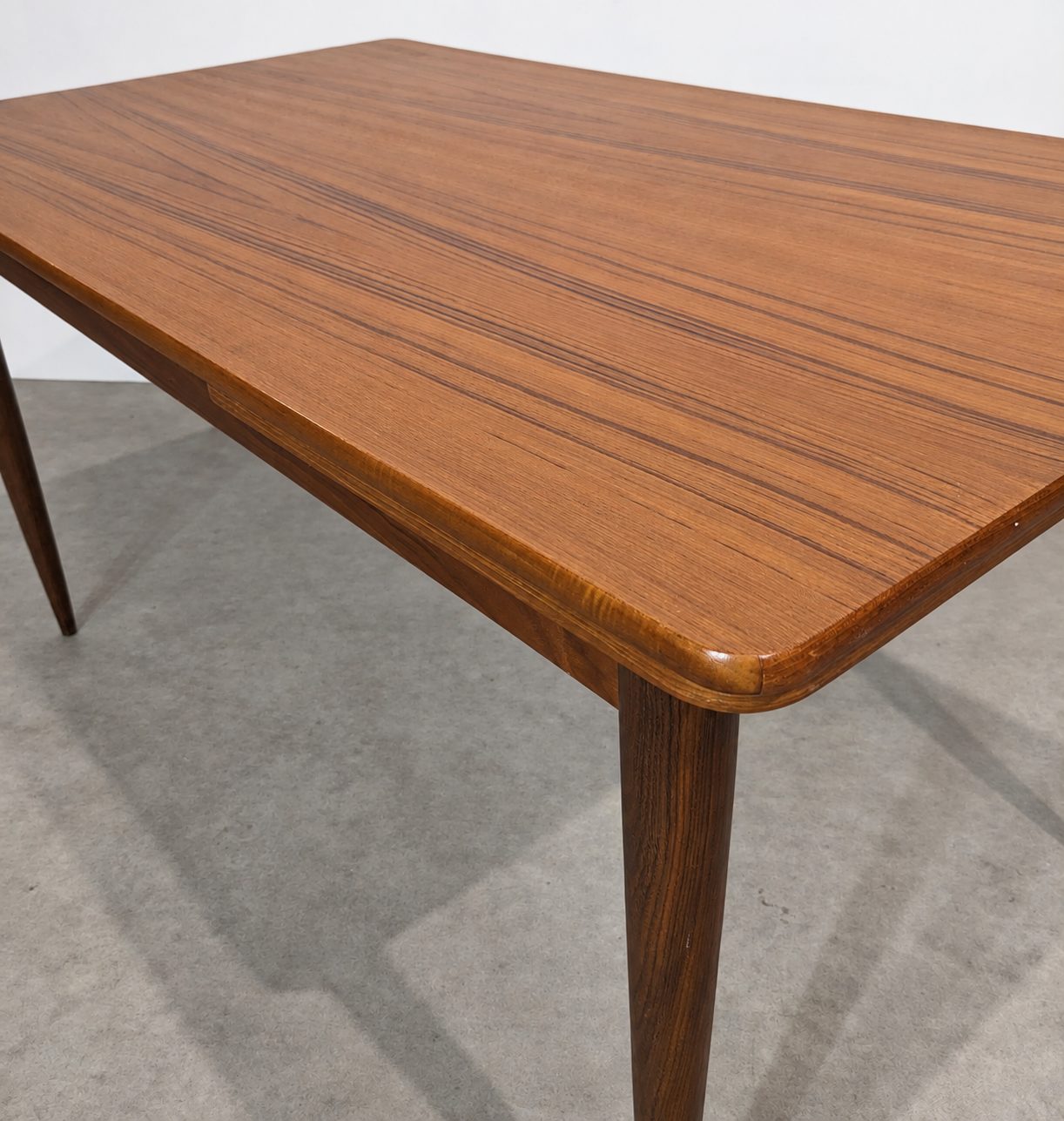 Table à manger vintage scandinave extensible – Image 3
